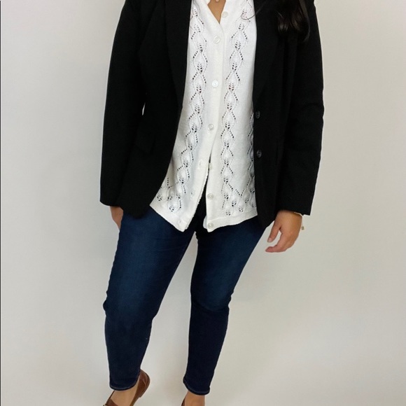 SOLD Vintage white cardigan - Picture 5 of 7